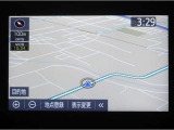直感的に操作出来るナビゲーションを搭載。ルート案内が分かりやすく、運転中のストレスを軽減します。目的地までスムーズに導いてくれる、実用性の高い装備です。