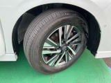 タイヤサイズは205/65R16純正アルミホイール付き!(夏タイヤ装着)冬タイヤ、ホイール注文も承っております☆