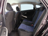 後部座席を倒せば荷物もたくさん積めます。