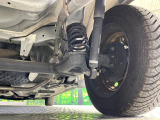お車を安心してお乗りいただく為には、足回りの定期点検が欠かせません。サービスサポート(有償保証)では無料点検もご提供しており、安心のカーライフをお過ごしいただけるサポート体制が整っています。