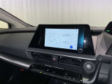 ディスプレイオーディオを装備。スマホとクルマをつなぐことで、これまでのナビに加えて、いろんなサービスが楽しめます。