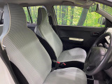 運転席シート廻りは使用感も少なく、良好な状態となっています。前オーナー様が丁寧に使っていたことがよくわかりますね。