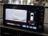 ◆リアワイドカメラシステム◆3種類の表示で後方確認をサポート♪セレクトレバーを「R」の位置に入れるとカメラ画像に切り替え。ノーマルビューでは従来のリアカメラと同様の標準的なビューで表示します!