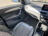 国道246号線沿い、南町田グランベリーパーク駅すぐ。BMW Premium Selection 東名横浜/〒194-0004 東京都町田市鶴間5-18-1/TEL:042-788-8022