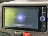 【純正ナビ】人気の純正ナビを装備。オーディオ機能も充実しており、Bluetooth接続すればお持ちのスマホやMP3プレイヤーの音楽を再生可能!毎日の運転がさらに楽しくなります!!