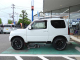 雪道安心4WD☆5速MT☆禁煙車☆ワンオーナー☆ホワイトレター☆中古スタッドレスアルミ付☆ラジオ☆CD再生☆