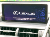 【10.3インチワイドナビ】高級感とインパクトのある大型ワイドナビを装備。各種オーディオ操作はもちろん、横長ワイド画面でのマップ2分割表示など、利便性も高いナビです♪