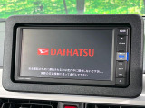 【純正ナビ】人気の純正ナビを装備しております。ナビの使いやすさはもちろん、オーディオ機能も充実!キャンプや旅行はもちろん、通勤や買い物など普段のドライブも楽しくなるはず♪