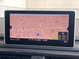 ●純正ナビ:一体感のあるナビは、高級感ある車内を演出してくれます。Bluetooth再生などオーディオ機能も充実しておりますので、運転もより楽しめます♪