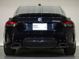 BMWのお車は、走行の安定性とコーナリングの良さを追求し、思い通りにハンドルの操作可能です。試乗車もご用意しておりますので、ぜひ&ldquo;駆け抜ける歓びをご体感ください!