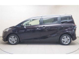 安心の納車前整備を実施します。その際にエンジンオイル、オイルエレメント、ワイパーゴムを交換いたします。