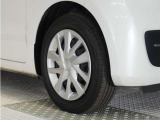 認定中古車では、厳しいHonda認定基準をクリアした厳選されたHonda認定中古車のみ、取り扱っております。「ご購入前の安心」「納車後の信頼」を車両と一緒に提供しております。