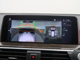 【アラウンドビューモニター】バックカメラに加え、360度のカメラで駐車も楽々。駐車が苦手な方でも安心してお乗りいただけます。