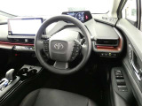 見通しのよいすっきりとした視界で、誰でも運転しやすいです。運転のしやすさは疲れにくさにも繋がりますよ♪