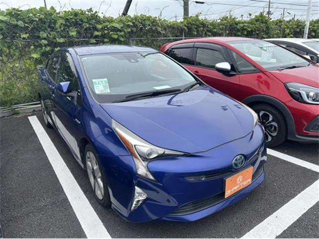 トヨタ プリウス 