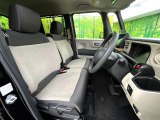 運転席シート廻りは使用感も少なく、良好な状態となっています。丁寧に使われていたことがよくわかりますね。