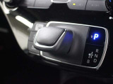運転席廻りです。
