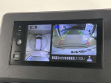 上から丸見えアラウンドビューモニター付きです。