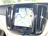 【9インチタッチスクリーン純正HDDナビ】「Apple Car Play」「Android Auto」対応のボルボ先進ナビゲーション「SENSUS」。最新地図データへ無料更新してお渡しします。