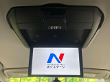 【フリップダウンモニター】大画面モニターで後席でもエンタメをお楽しみいただけます。小さなお子様にも大人気の装備です♪