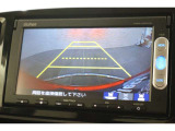 バックカメラが装備されており、後方の安全確認はもちろんのこと狭い場所での駐車や雨の日・夜間など視界の悪いコンディションでのストレスの軽減にもなります!