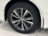 タイヤサイズは225/60R18!純正アルミホイール!納車前の点検時にタイヤ交換させていただきます!