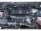 直列4気筒 2,000cc ネットゥーノエンジン300HP(カタログ値)
