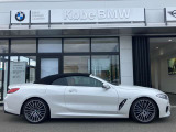 【BMWの伝統-3】BMWのお車は、&ldquo;駆け抜ける歓び&rdquo;を体現しております。走行の安定性とコーナリングの良さを追求し、思い通りにハンドルの操作可能です。