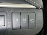 オートマチックハイビームとは、先行車や対向車のライトを認識し、ハイビームとロービームを自動で切り替える機能です。夜道の視界を確保します。詳細は販売店スタッフまでおたずねください。