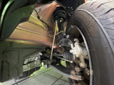お車を安心してお乗りいただく為には、足回りの定期点検が欠かせません。サービスサポート(有償保証)では無料点検もご提供しており、安心のカーライフをお過ごしいただけるサポート体制が整っています。