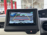 バックガイドモニターで、後方を確認しながら安心して駐車することができます。運転初心者も熟練者も必須の機能ですよ!