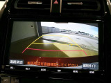 バックガイドモニターで、後方を確認しながら安心して駐車することができます。運転初心者も熟練者も必須の機能ですよ!