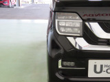 LEDヘッドライトは、点灯の瞬間から光量を発揮し、突然暗くなるトンネルなどでの安定感を高めます。