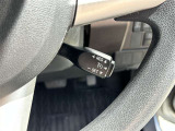 高速道路などでアクセルを踏まずに一定速度での走行を可能にする「クルーズコントロール」を装備。