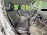 運転席シート廻りは使用感も少なく、良好な状態となっています。丁寧に使われていたことがよくわかりますね。
