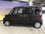 エンジンルーム、室内、クリーニング済みです。厳選したお車を屋内展示場にて展示中☆車両品質には自信がございます!ぜひ一度ご来店ください!!