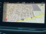 [DiscoverPro]ナビゲーション機能をはじめ、車両各種設定/アシストシステム設定、Bluetooth、App-Connectなどの機能を持ち合わせています。