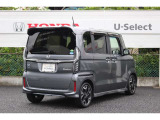 ターボエンジン♪電動ウェストゲートが必要トルクに応じて過給圧をコントロール。ターボならではのパワフルな走りに加え、レスポンスの向上と更なる低燃費を追求しています。