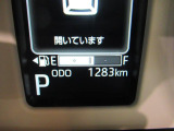 たとえばダイハツのお店にある、たくさんのスマアシ搭載車は、正常に作動する事をしっかり確認します。