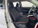 車を運転する際には運転席の存在は欠かせません。しっかりとチェックしたいポイントですね。