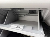 収納スペースがいっぱいなので車内をきれいに保つことができます!