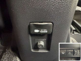 AC100V、1500Wのコンセントを車内に設置。アウトドアや駐車場で野外のコンセントとして利用できます。また、停電などの非常時にも使える便利な機能です!