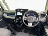 高いホールド性で運転姿勢が安定します。長距離ドライブでも疲れにくいのが魅力です。快適なドライビングライフをお送りください♪