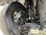 お車を安心してお乗りいただく為には、足回りの定期点検が欠かせません。サービスサポート(有償保証)では無料点検もご提供しており、安心のカーライフをお過ごしいただけるサポート体制が整っています。