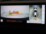 バックガイドモニターを装備しています、車庫入れもラクラクです。パノラミックビューモニターを搭載しています、上からの画像も表示されます。