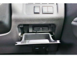 車両入庫後は室内クリーニングと外装ミガキを施します 清潔感のあるお車をご覧くださいませ!