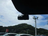 日産純正ドライブレコーダーが装備されています。万が一の時に安心です。