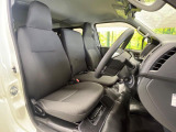 ドライバーによって運転しやすいポジションは異なり、あの車はどうなのか不安なこともありますよね。気になるお車は店頭で乗り込んでご確認いただけます♪