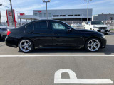 BMWの代名詞とも言えるキドニーグリル!アクティブ・エア・ストリームを採用し最先端の空力性能を実現しました。