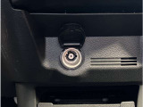 電源ソケット。スマートフォンの充電や小型家電を使うための車内電源として使用できます!